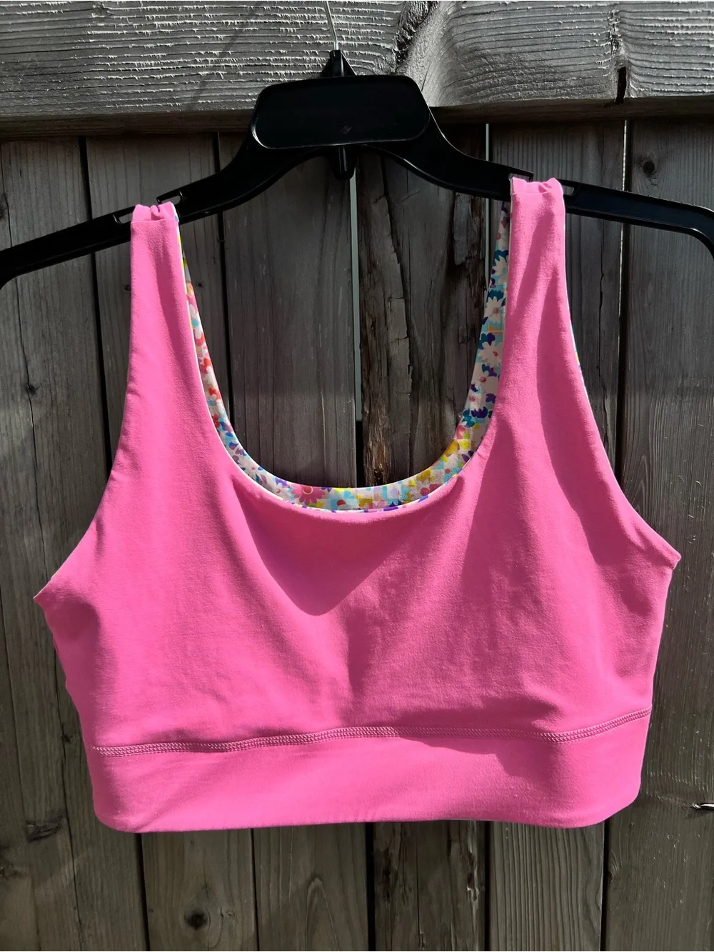 Fabletics Harlyn Reversible Midi Medium Impact Sports Bra in “Patchwork Daisy” - Picture 3 of 4